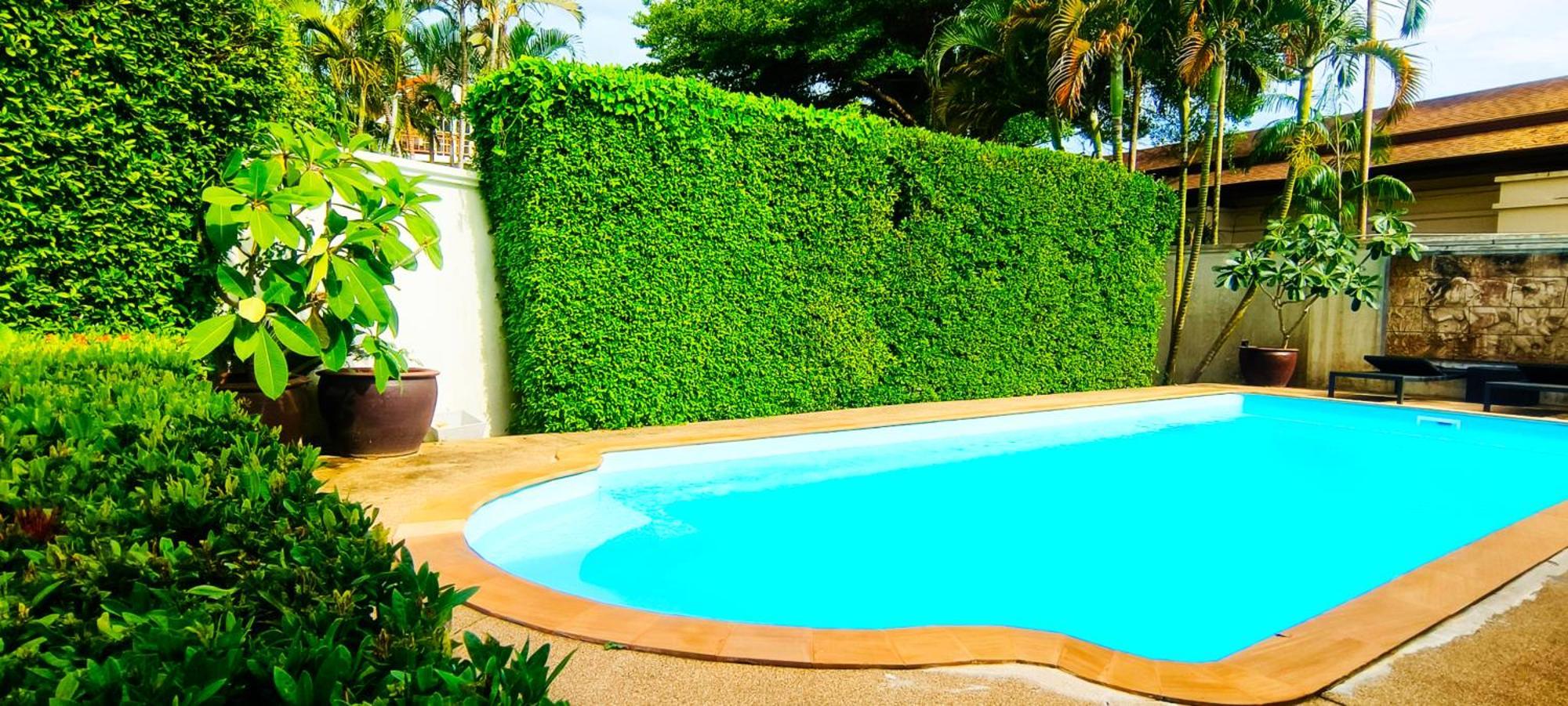 Thai Family Rawai Swimming Pool Villa Hotel エクステリア 写真
