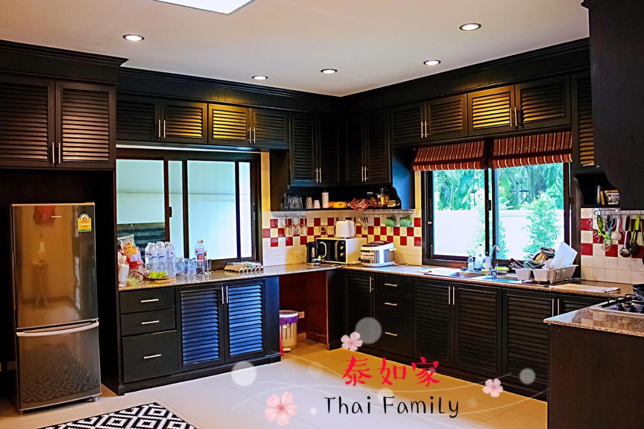 Thai Family Rawai Swimming Pool Villa Hotel エクステリア 写真